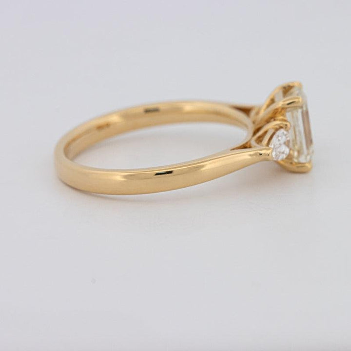 1 CT Emerald Cut Trilogy Ring - ZIZOV DIAMONDS