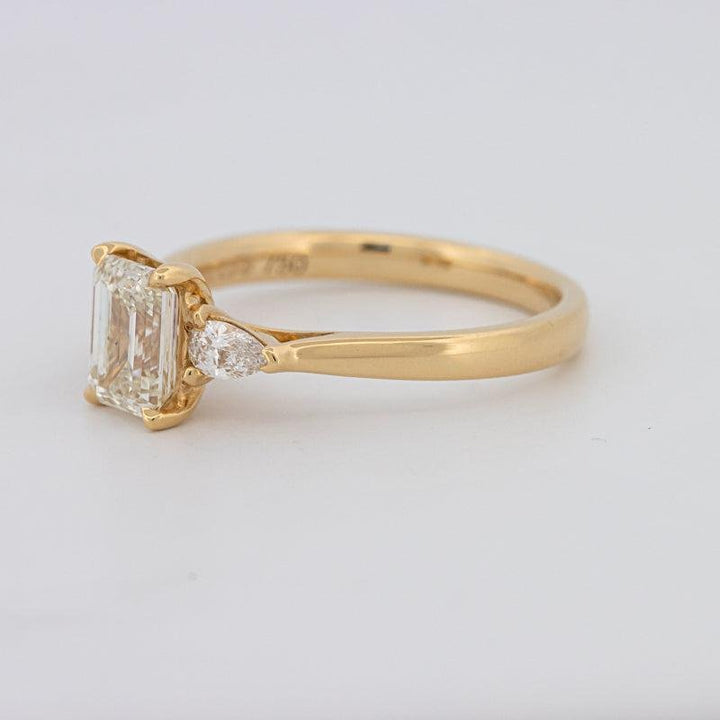 1 CT Emerald Cut Trilogy Ring - ZIZOV DIAMONDS