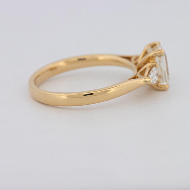 1 CT Emerald Cut Trilogy Ring - ZIZOV DIAMONDS