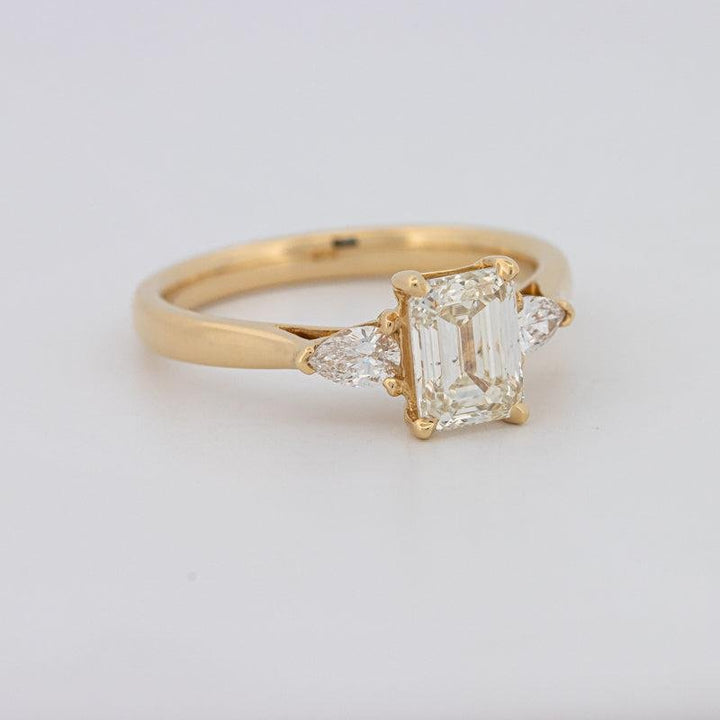 1 CT Emerald Cut Trilogy Ring - ZIZOV DIAMONDS