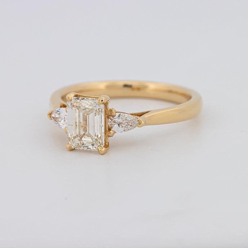 1 CT Emerald Cut Trilogy Ring - ZIZOV DIAMONDS