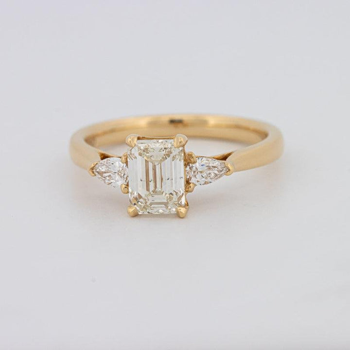 1 CT Emerald Cut Trilogy Ring - ZIZOV DIAMONDS