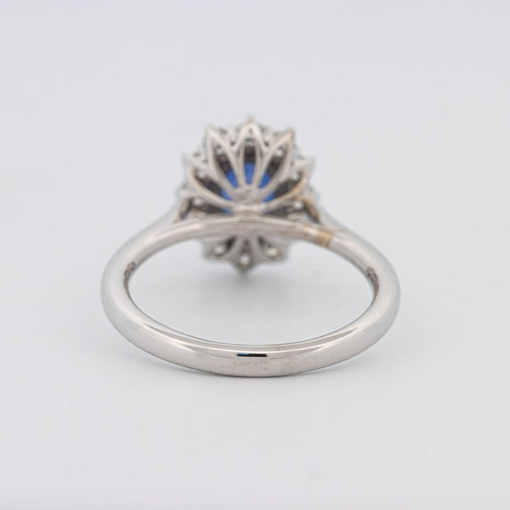 1 CT Oval Blue Sapphire Flower Ring - ZIZOV DIAMONDS