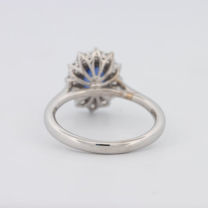 1 CT Oval Blue Sapphire Flower Ring - ZIZOV DIAMONDS