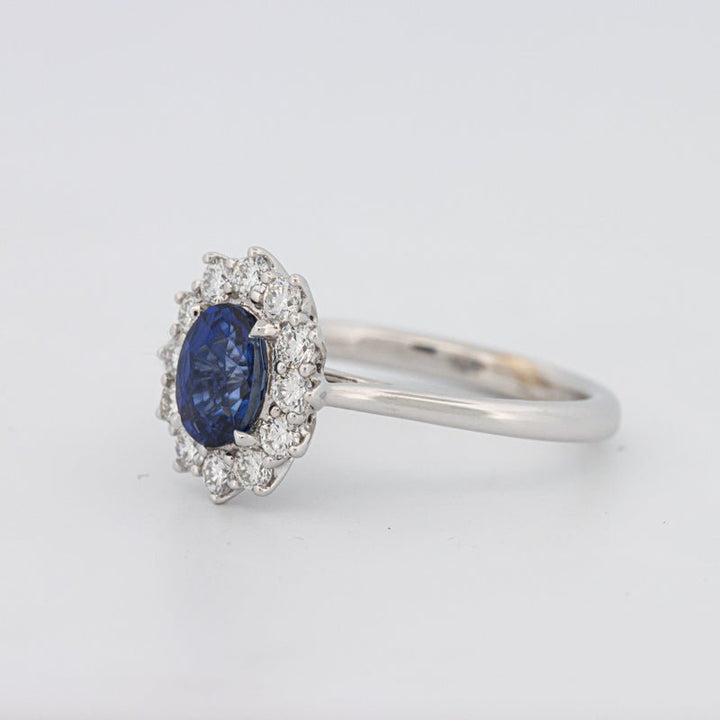 1 CT Oval Blue Sapphire Flower Ring - ZIZOV DIAMONDS