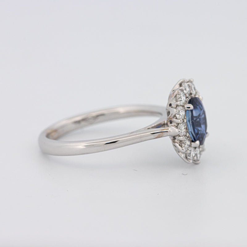 1 CT Oval Blue Sapphire Flower Ring - ZIZOV DIAMONDS