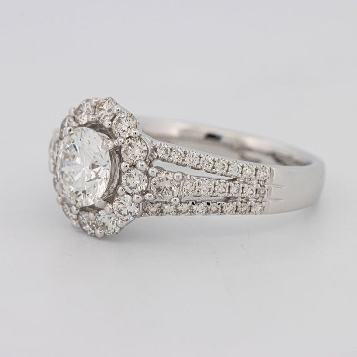 1 CT Round Cut Halo Pavé Solitaire (LG) - ZIZOV DIAMONDS