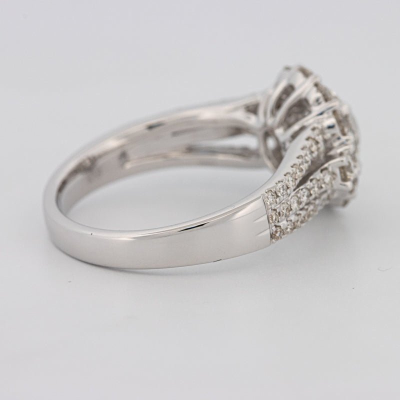 1 CT Round Cut Halo Pavé Solitaire (LG) - ZIZOV DIAMONDS