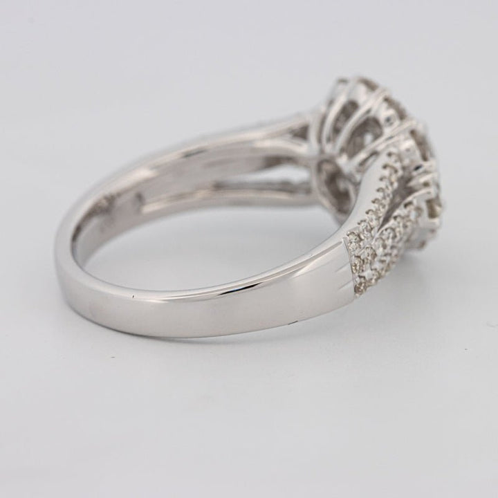 1 CT Round Cut Halo Pavé Solitaire (LG) - ZIZOV DIAMONDS