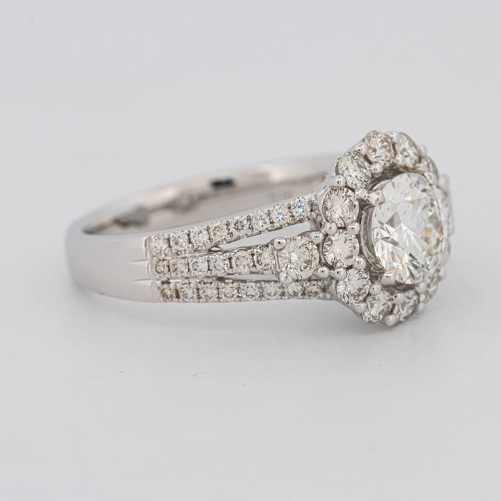 1 CT Round Cut Halo Pavé Solitaire (LG) - ZIZOV DIAMONDS
