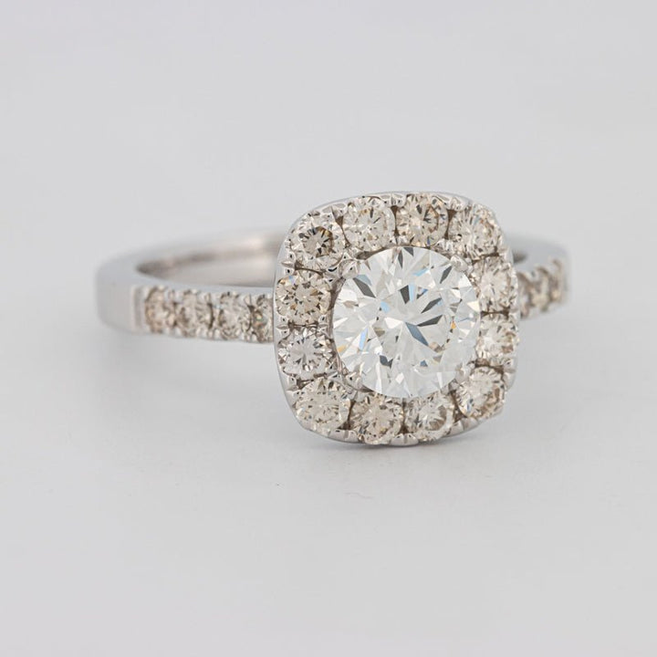 1 CT Round Cut Halo Pavé Solitaire (LG) - ZIZOV DIAMONDS