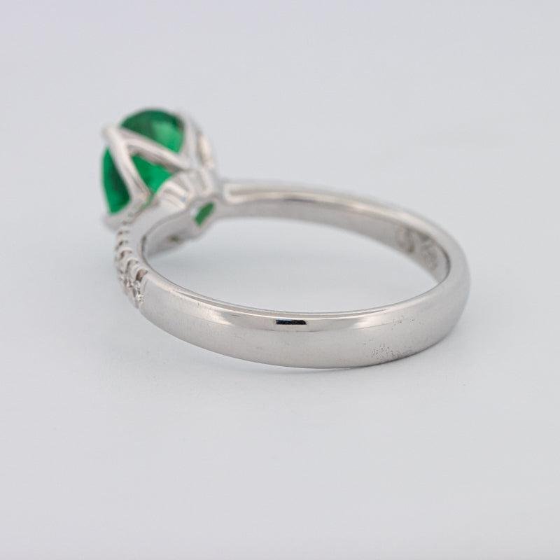 1.20 CT Pearshape Green Emerald Ring - ZIZOV DIAMONDS