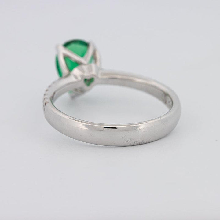 1.20 CT Pearshape Green Emerald Ring - ZIZOV DIAMONDS