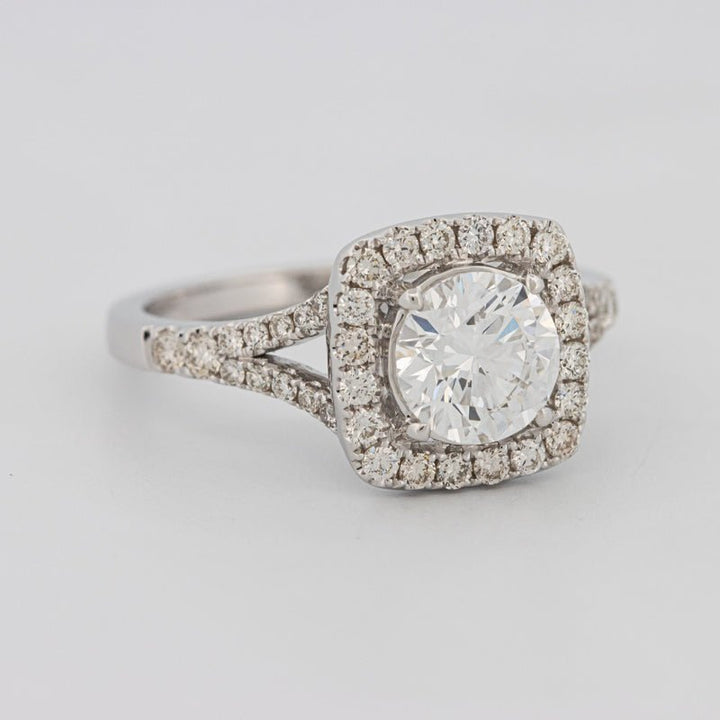 1.20 CT Round Cut Halo Pavé Solitaire (LG) - ZIZOV DIAMONDS