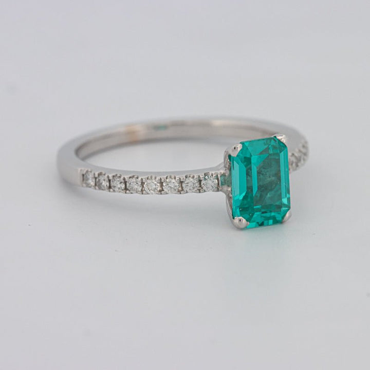 1.40 CT Emerald Cut Paraiba Ring - ZIZOV DIAMONDS
