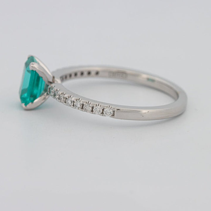 1.40 CT Emerald Cut Paraiba Ring - ZIZOV DIAMONDS