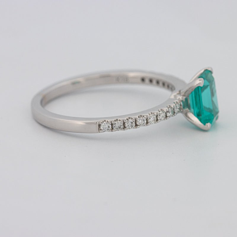 1.40 CT Emerald Cut Paraiba Ring - ZIZOV DIAMONDS