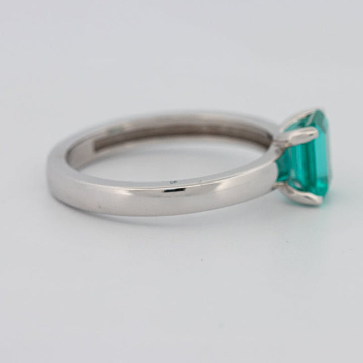 1.40 CT Emerald Cut Paraiba Ring - ZIZOV DIAMONDS
