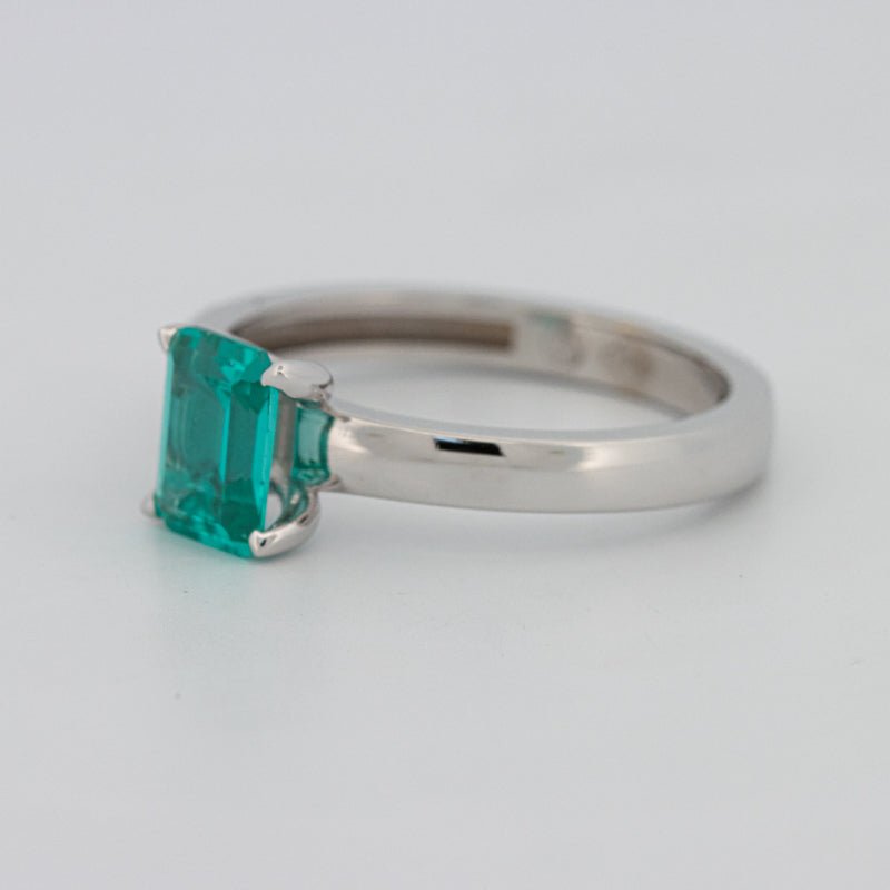 1.40 CT Emerald Cut Paraiba Ring - ZIZOV DIAMONDS