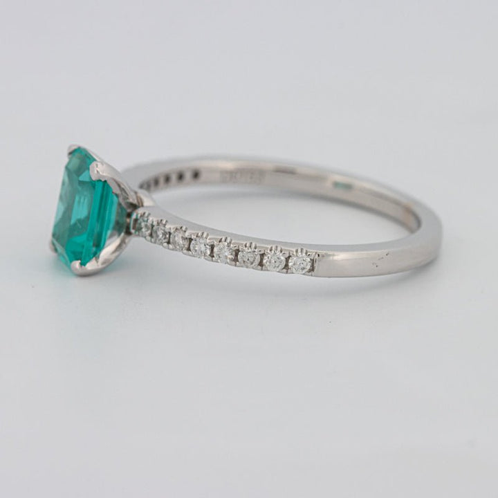 1.40 CT Emerald Cut Paraiba Ring - ZIZOV DIAMONDS