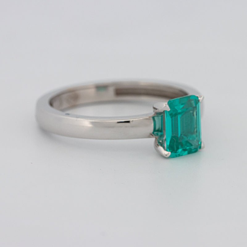 1.40 CT Emerald Cut Paraiba Ring - ZIZOV DIAMONDS