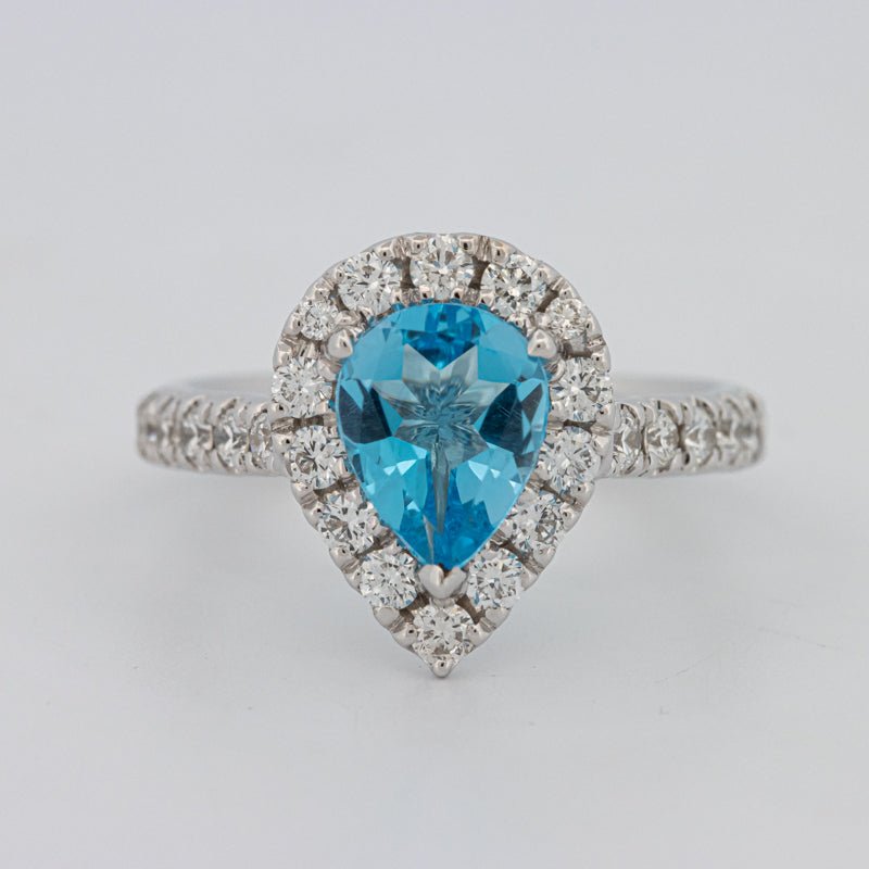 Кольцо Halo с грушевидным топазом 1.50 CT