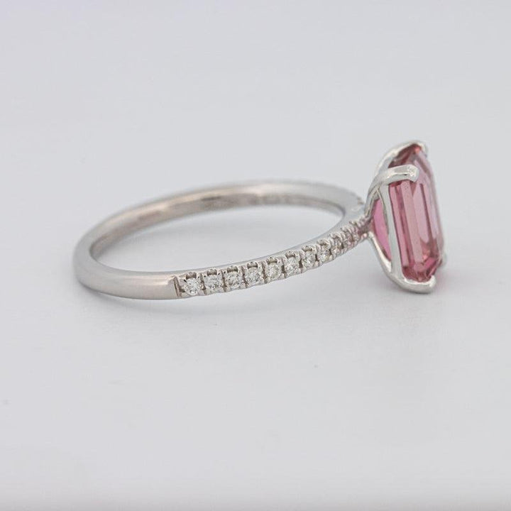 1.70 CT Emerald Tourmaline Rosa Ring - ZIZOV DIAMONDS