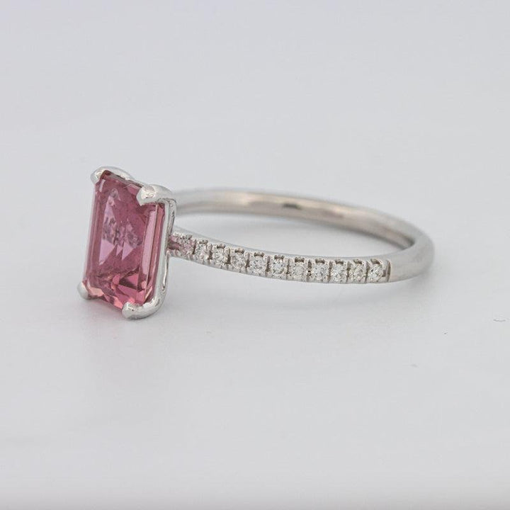 1.70 CT Emerald Tourmaline Rosa Ring - ZIZOV DIAMONDS