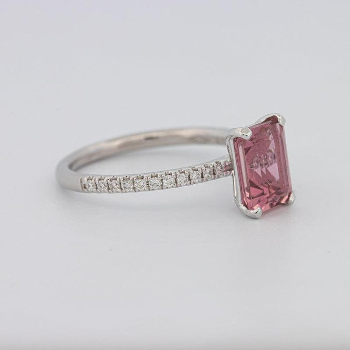 1.70 CT Emerald Tourmaline Rosa Ring - ZIZOV DIAMONDS