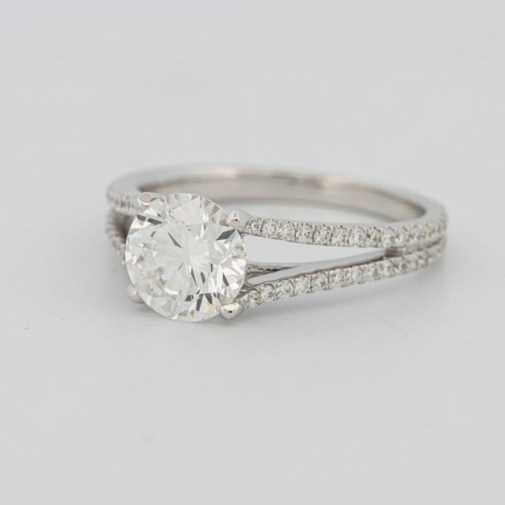 1.70 CT Round Split Band with Pavé Solitaire (LG) - ZIZOV DIAMONDS