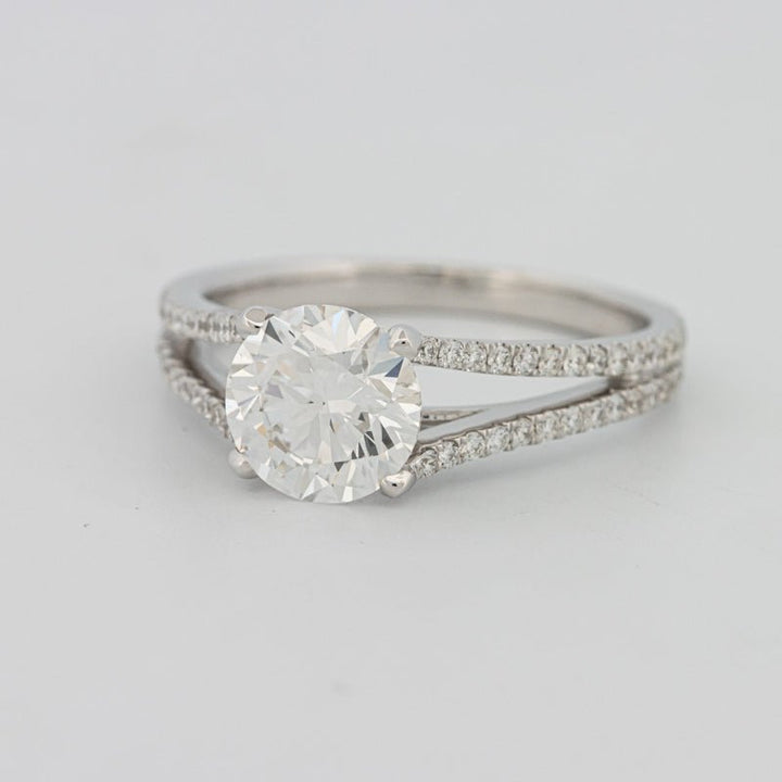 1.70 CT Round Split Band with Pavé Solitaire (LG) - ZIZOV DIAMONDS