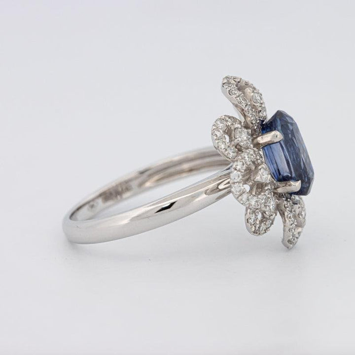 1.80 CT Oval Blue Sapphire Flower Ring - ZIZOV DIAMONDS