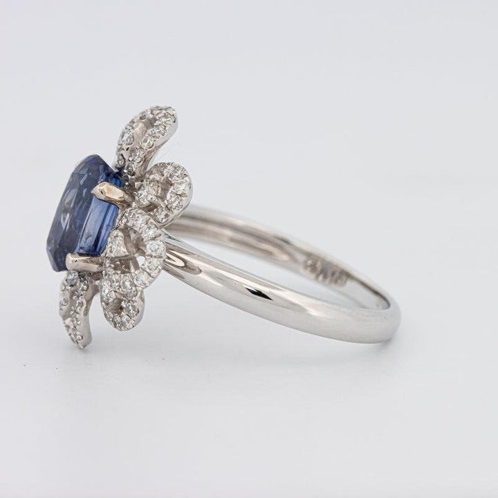 1.80 CT Oval Blue Sapphire Flower Ring - ZIZOV DIAMONDS
