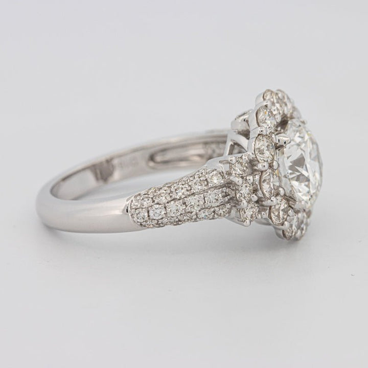1.85 CT Round Cut Halo Pavé Solitaire (LG) - ZIZOV DIAMONDS