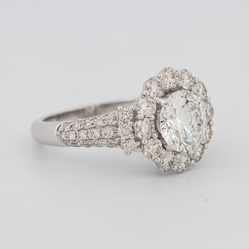 1.85 CT Round Cut Halo Pavé Solitaire (LG) - ZIZOV DIAMONDS