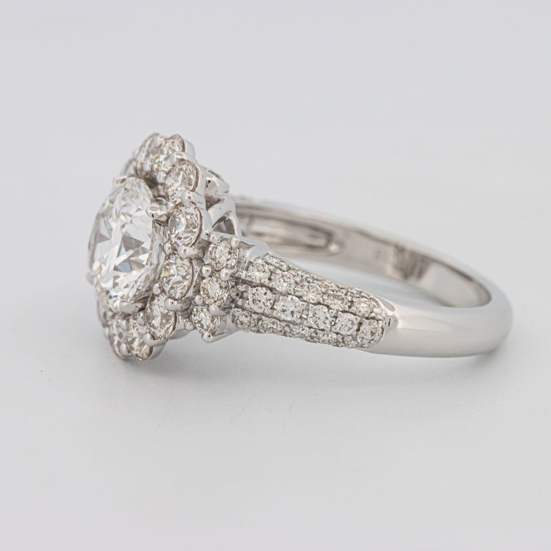 1.85 CT Round Cut Halo Pavé Solitaire (LG) - ZIZOV DIAMONDS