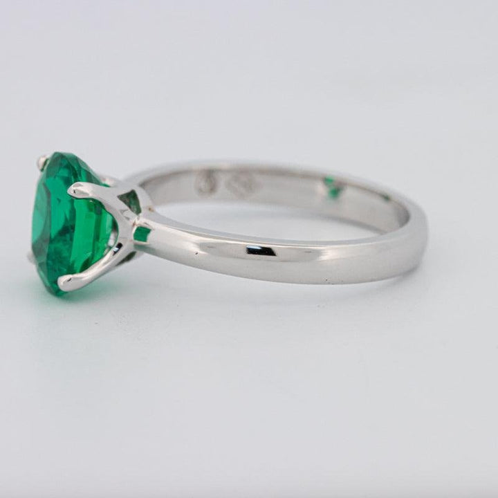 1.90 CT Oval Green Emerald Ring - ZIZOV DIAMONDS