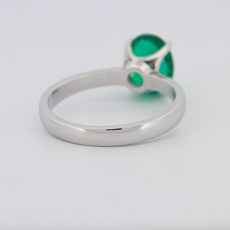 1.90 CT Oval Green Emerald Ring - ZIZOV DIAMONDS