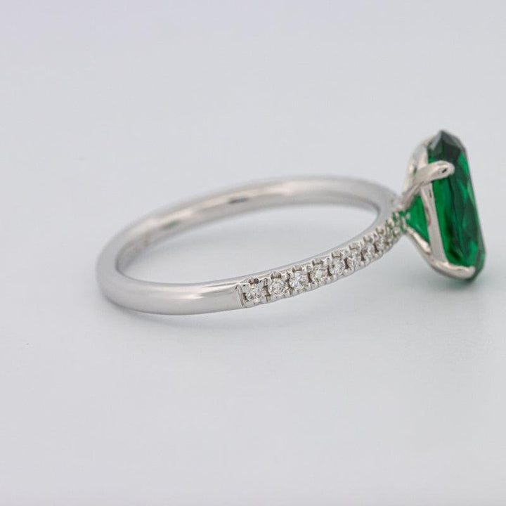 1.90 CT Oval Green Emerald Ring - ZIZOV DIAMONDS
