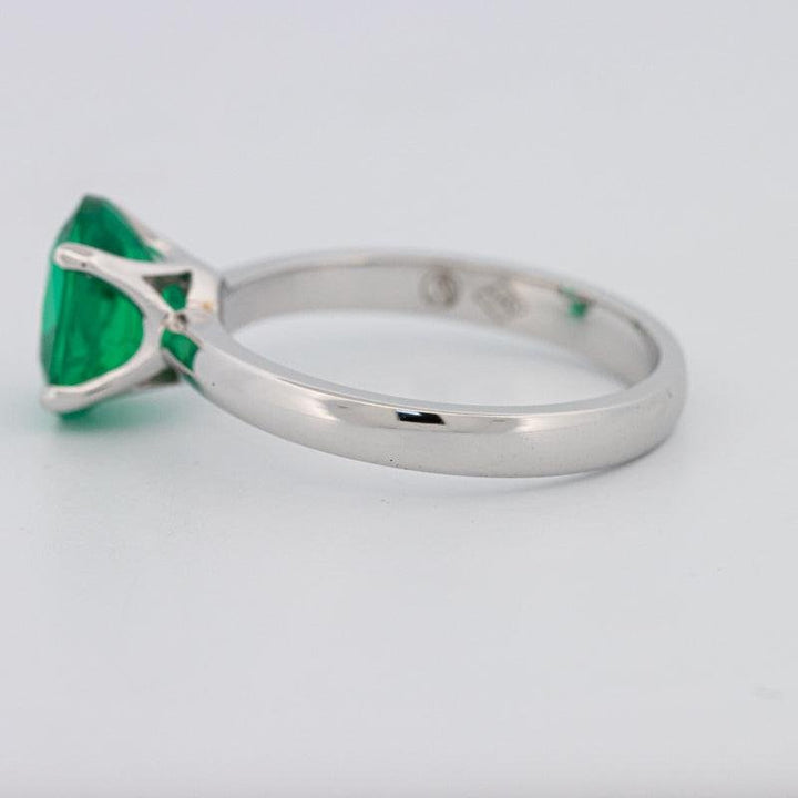 1.90 CT Oval Green Emerald Ring - ZIZOV DIAMONDS