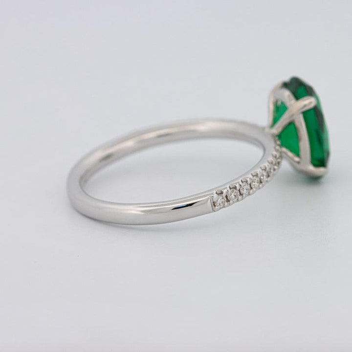 1.90 CT Oval Green Emerald Ring - ZIZOV DIAMONDS