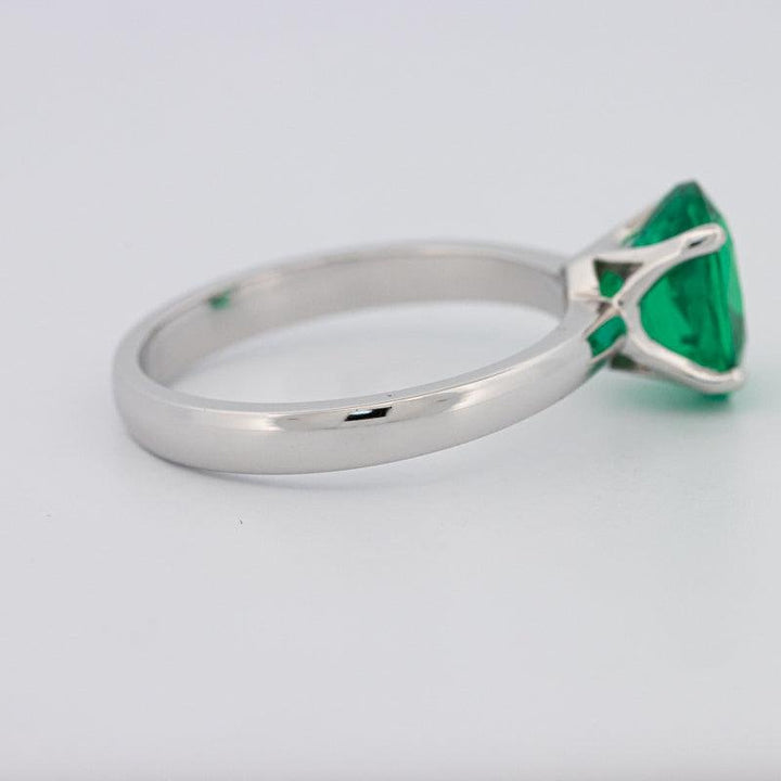 1.90 CT Oval Green Emerald Ring - ZIZOV DIAMONDS