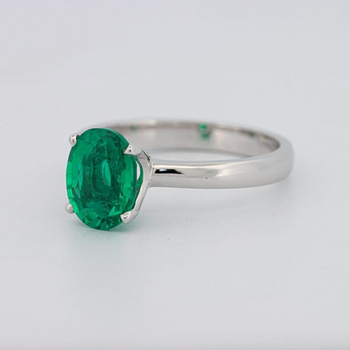 1.90 CT Oval Green Emerald Ring - ZIZOV DIAMONDS