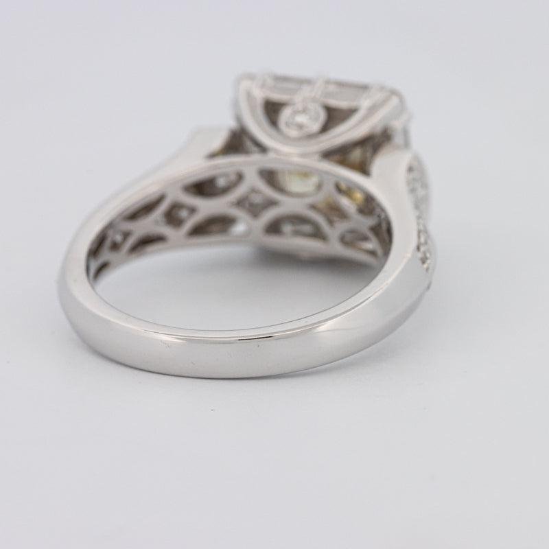 2 CT Fancy Light Yellow Square Radiant Halo Solitaire - ZIZOV DIAMONDS