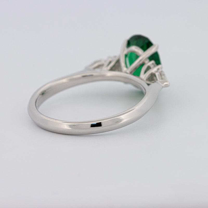 2 CT Oval Green Emerald Ring - ZIZOV DIAMONDS
