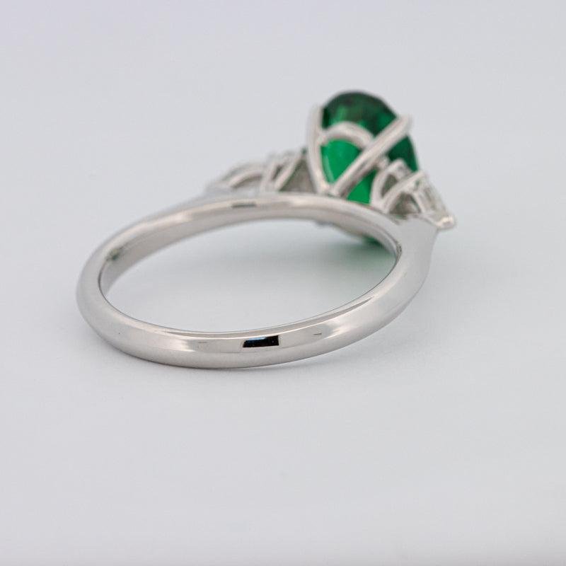 2 CT Oval Green Emerald Ring - ZIZOV DIAMONDS