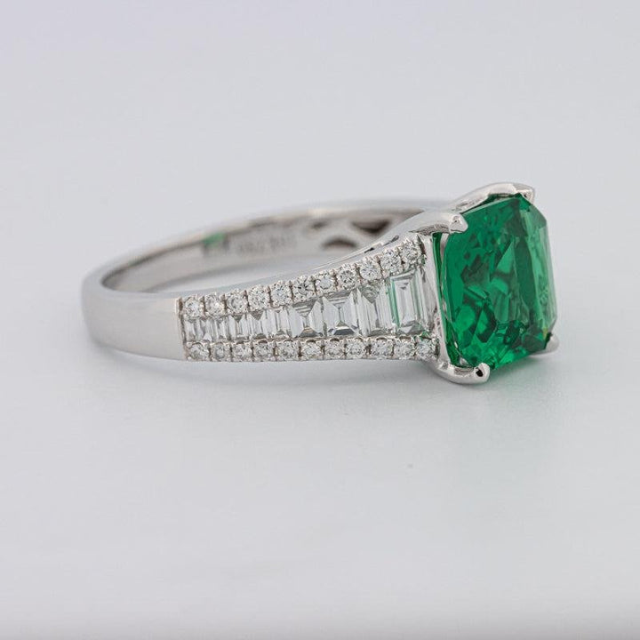 2 CT Square Radiant Green Emerald with Baguettes - ZIZOV DIAMONDS