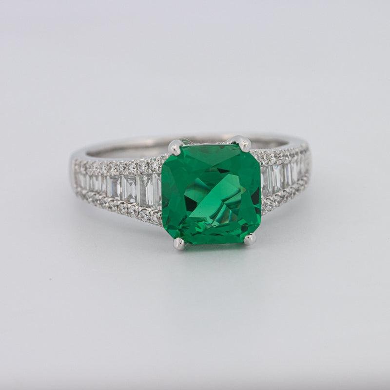 2 CT Square Radiant Green Emerald with Baguettes - ZIZOV DIAMONDS