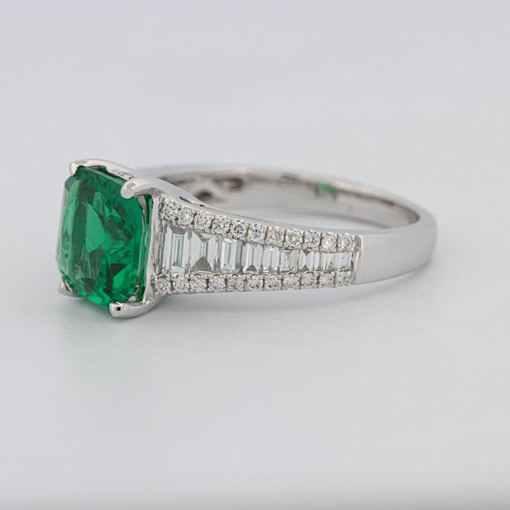 2 CT Square Radiant Green Emerald with Baguettes - ZIZOV DIAMONDS