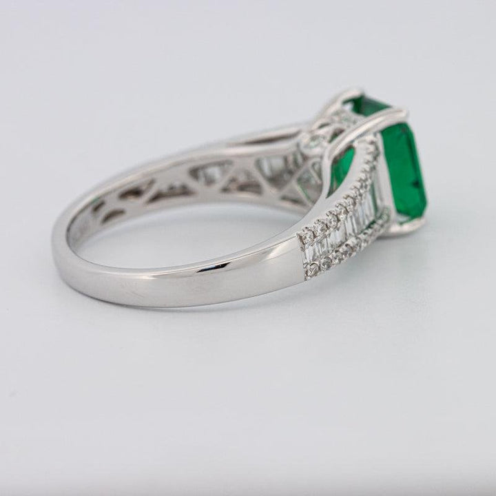 2 CT Square Radiant Green Emerald with Baguettes - ZIZOV DIAMONDS